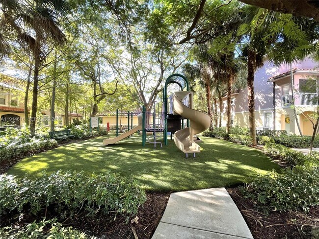 Building Photo - 6584 W Sample Rd