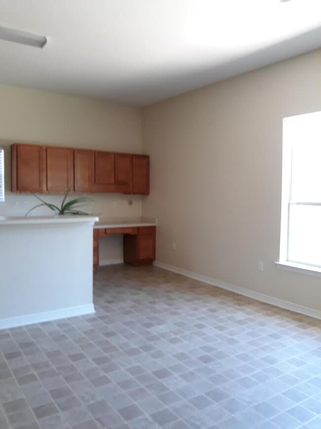 Building Photo - 8204 Cosica Blvd