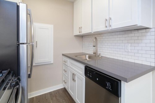 Building Photo - Corona del Norte