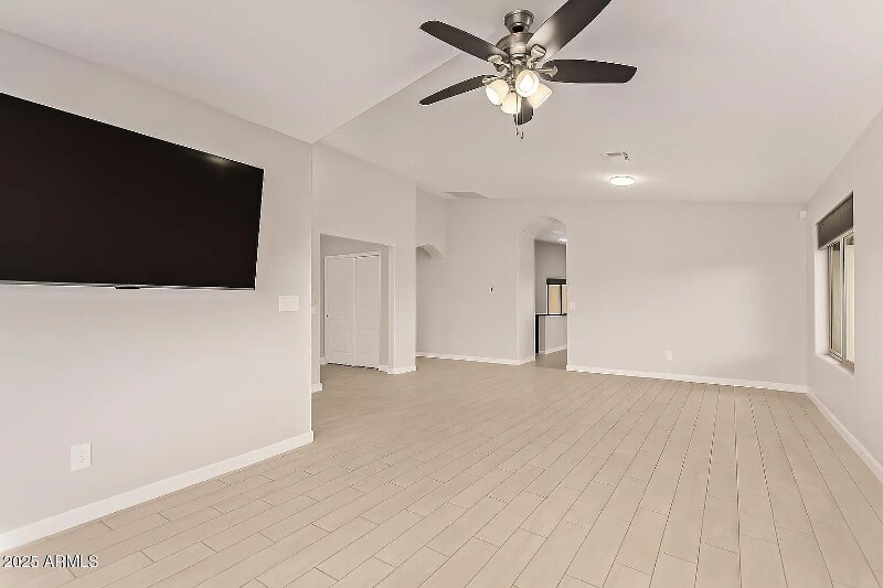 Building Photo - 15461 S 47th Pl