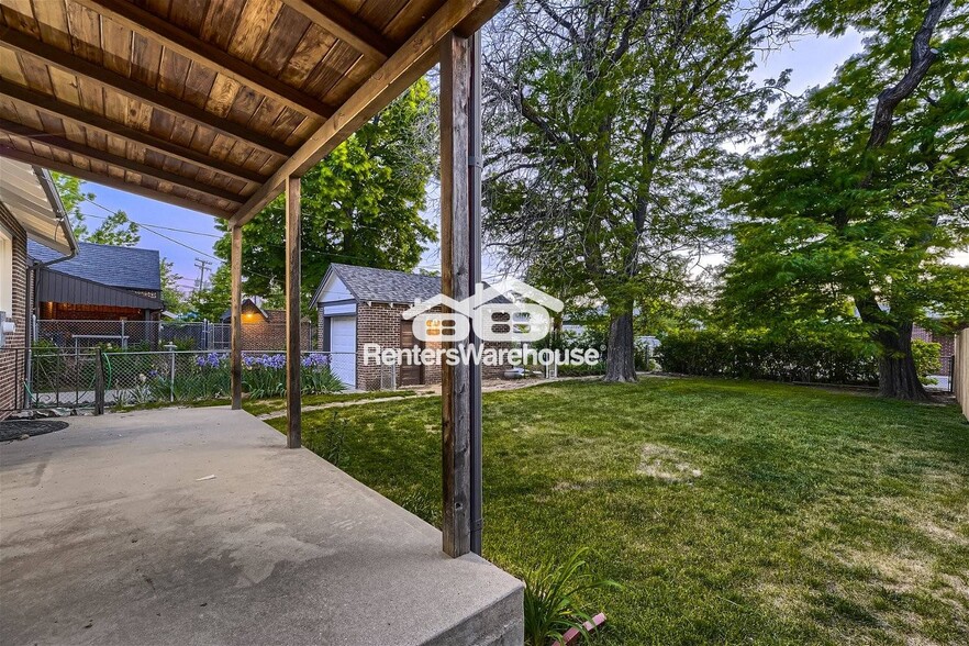 Building Photo - 1553 Quince St