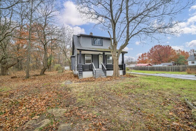 Building Photo - 4730 E 142nd St