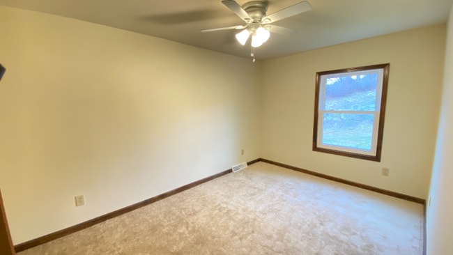 Building Photo - 1949 Western Ave