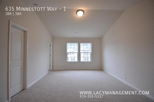 Building Photo - 635 Minnestott Way