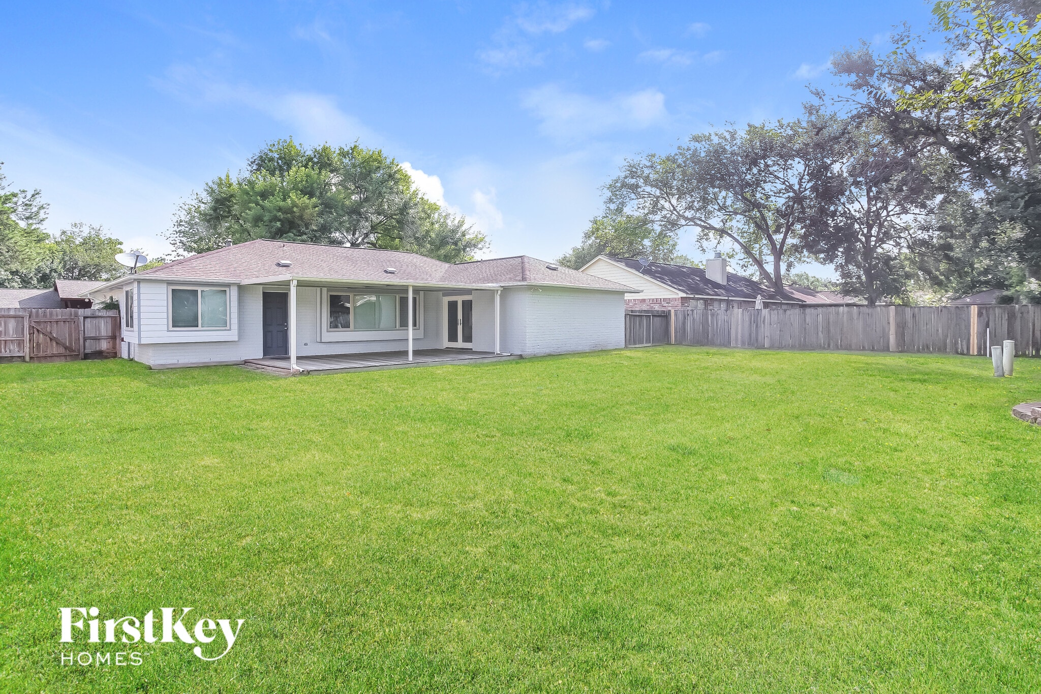 Building Photo - 16106 David Glen Dr