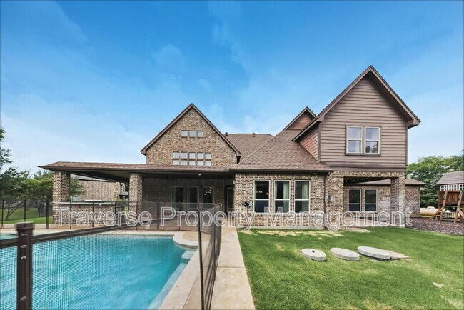 Building Photo - 129 Acorn Ln