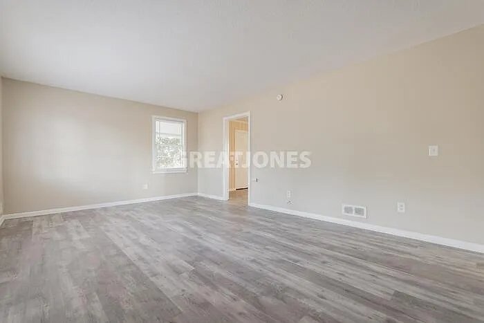 Building Photo - 2114 Morninglo Ln