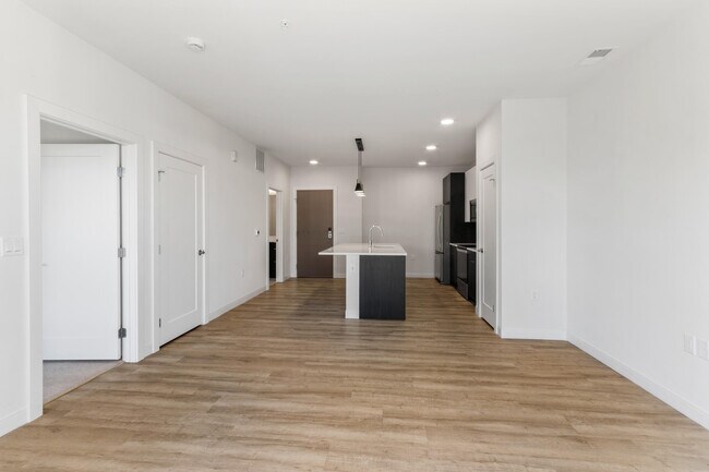 Building Photo - 5945 6th Ave