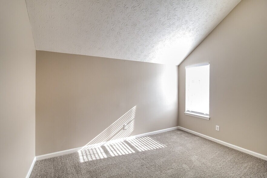 Building Photo - 5550 Wellborn Creek Dr