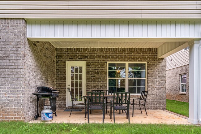 Building Photo - 176 Tybee Dr