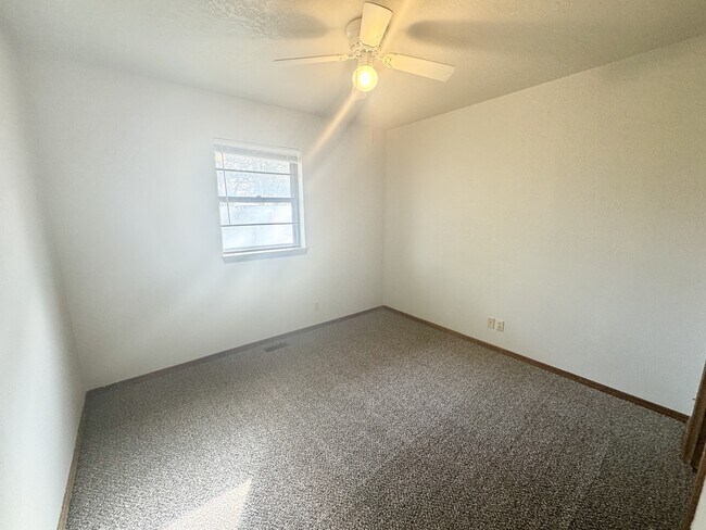 Building Photo - 1792 Denim Ln