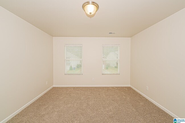 Building Photo - 180 Belmont Way