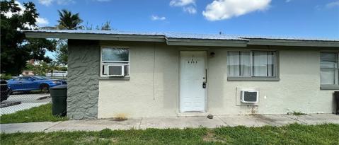 Building Photo - 3215 Jeffcott St