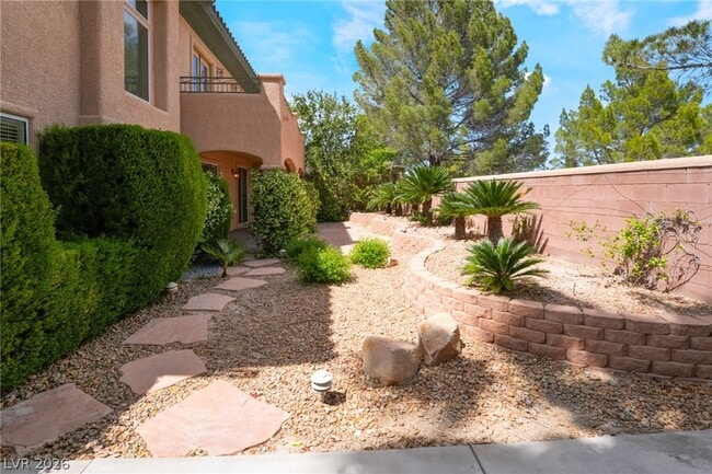 Building Photo - 224 Uccello Dr