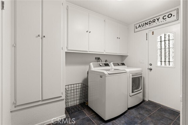 Building Photo - 21250 Cielo Vista Way