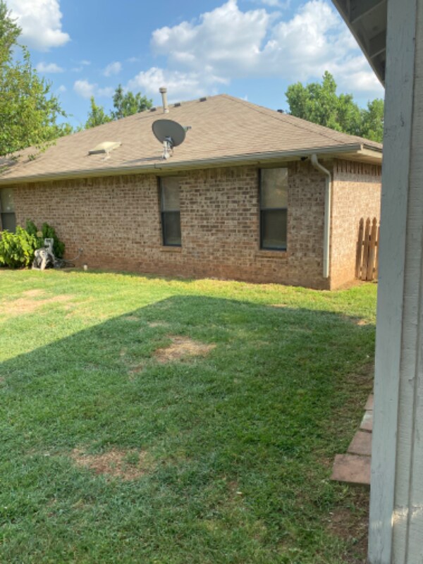 Building Photo - 7505 Cecilia Pl