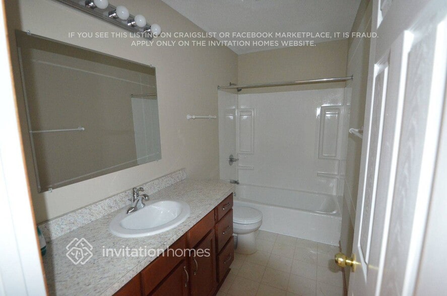 Building Photo - 9908 108th Pl N