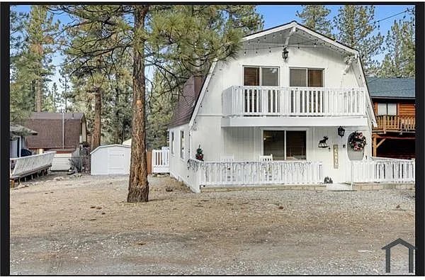 Building Photo - 2017 Manzanita Ln