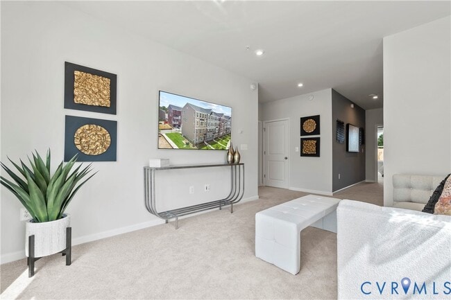 Building Photo - 9221 Magellan Pkwy