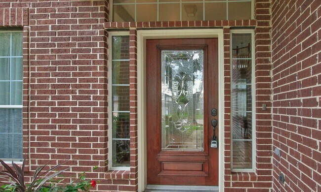 Building Photo - 16706 Mallory Bridge Dr