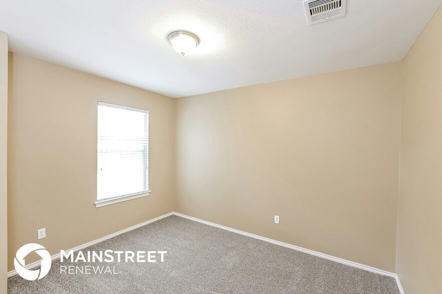 Building Photo - 12734 Great Sands Dr