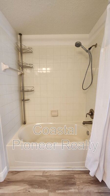 Building Photo - 11404 Holmbridge Ln
