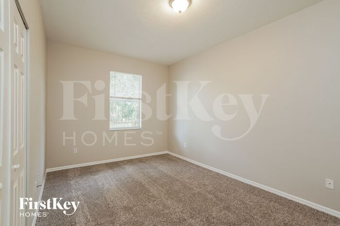 Building Photo - 17528 Braddock Rd