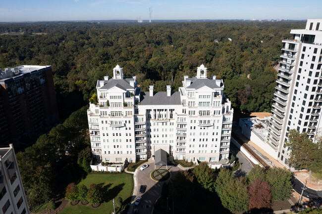 Building Photo - 2500 Peachtree Rd NW