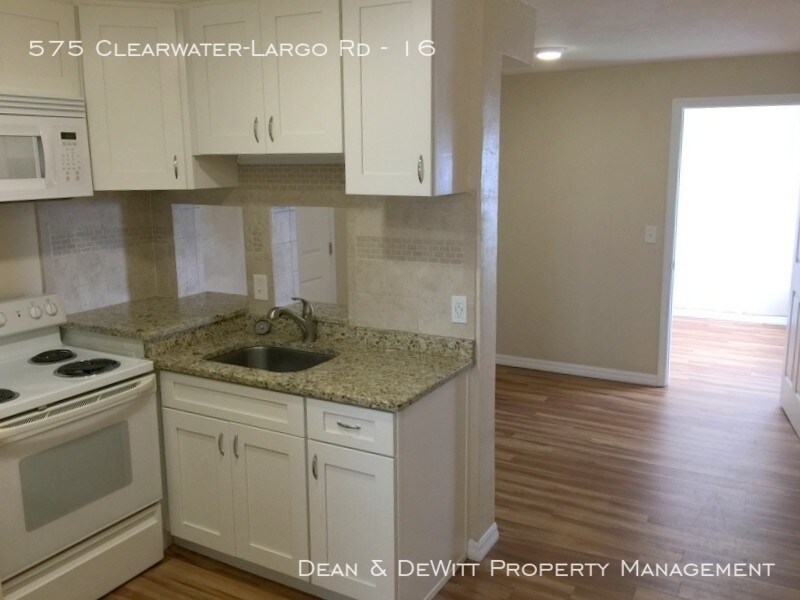 Building Photo - 1 Bed/1 Bath - Unit 16