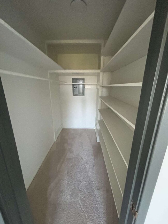 Building Photo - "Charming Lafayette Retreat: 3-Bedroom Hom...