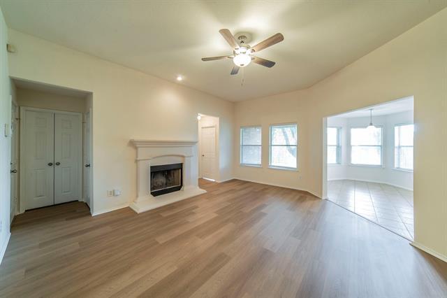 Building Photo - 1205 N Rhea Dr
