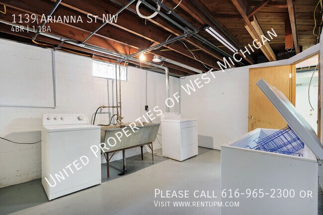 Building Photo - 1139 Arianna St NW