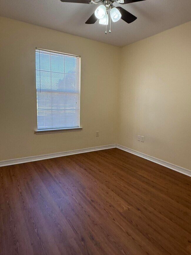 Building Photo - 12341 US-90