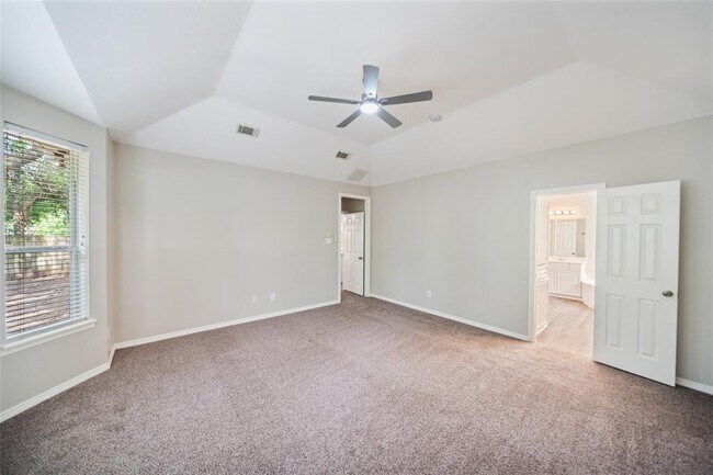 Building Photo - 10207 Trailblazer Ln