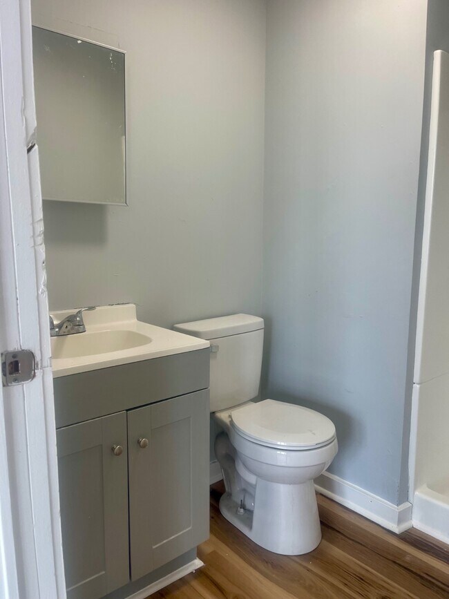 Building Photo - 43-45-45 N Broad St