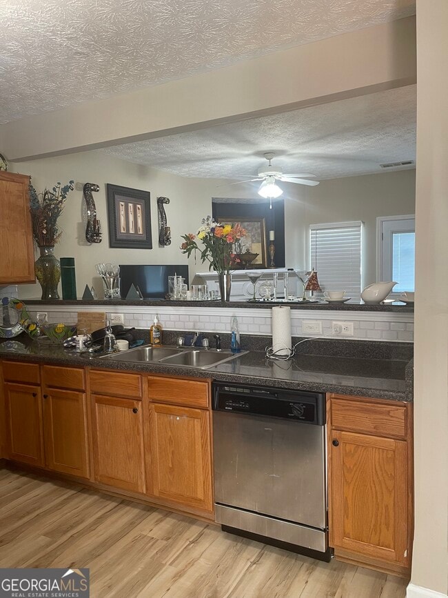 Building Photo - 4911 Walden Lake Square