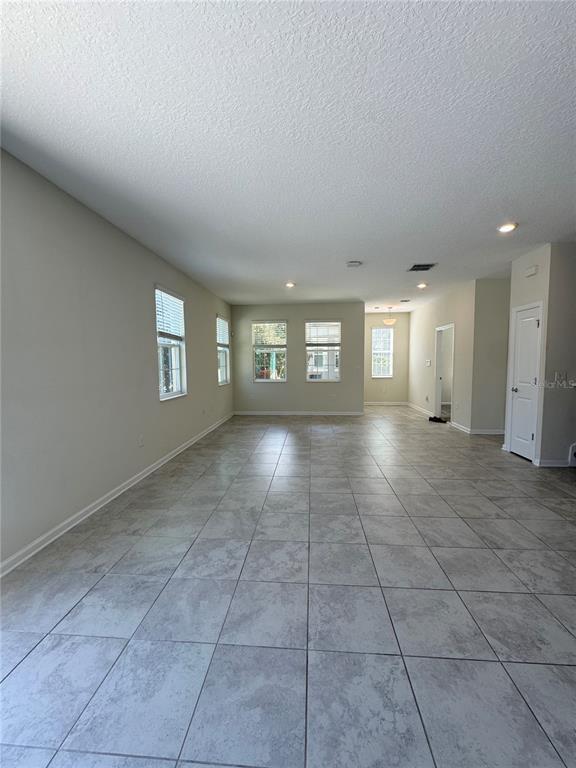 Building Photo - 1350 SHINNECOCK