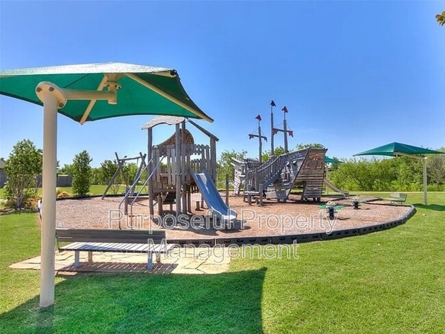 Building Photo - 8701 Ricard Dr