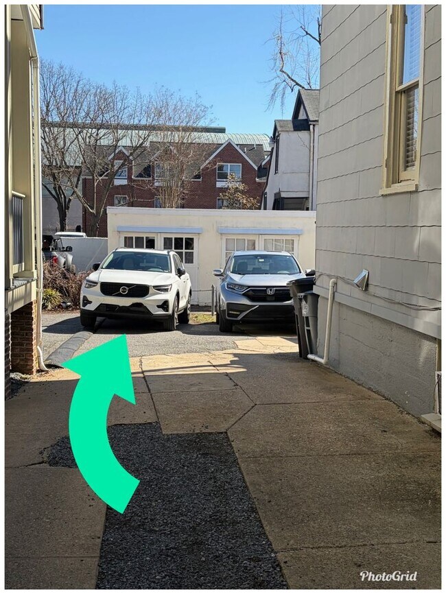 Building Photo - 23 Randall St