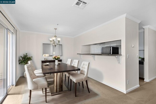 Building Photo - 440 Bollinger Canyon Ln