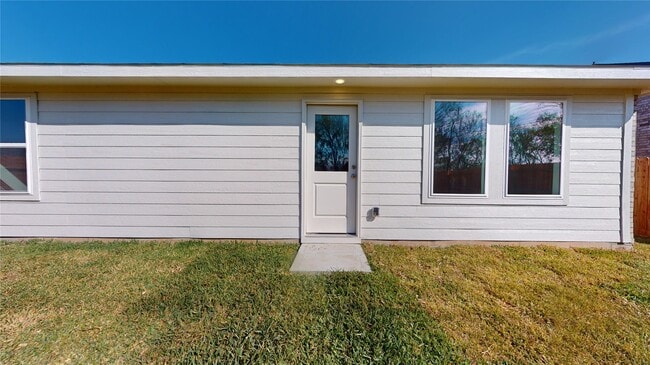 Building Photo - 1634 Birch Wood Dr