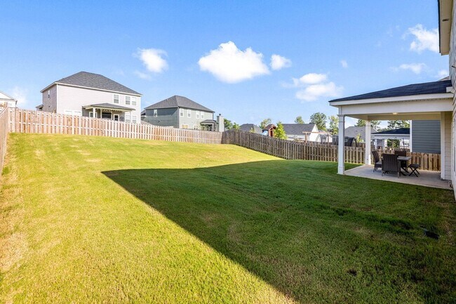 Building Photo - 3580 Hilltop Trl