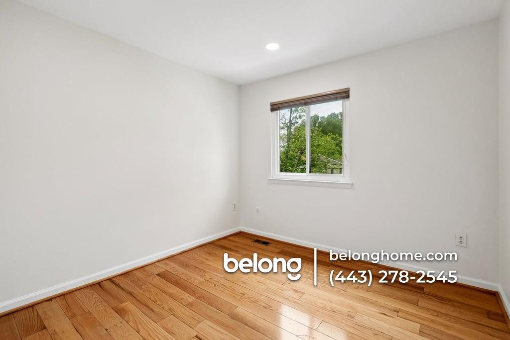 Building Photo - 8650 Brae Brooke Dr