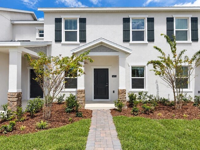 Building Photo - 5605 Ronin Dr