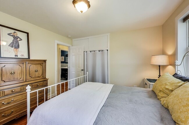 Building Photo - Coming Soon! Charming 4 Bedroom, 2 Bath Ca...