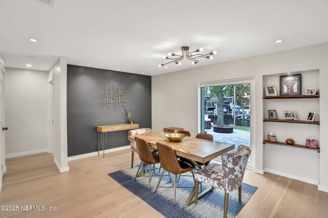 Building Photo - 4434 Coquina Dr