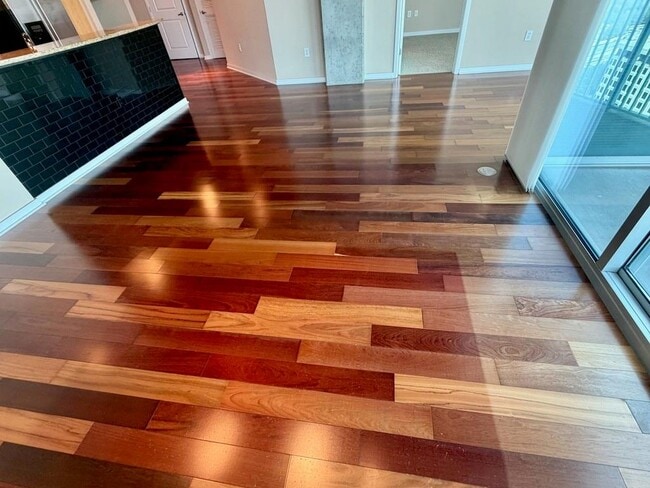 Building Photo - 3324 Peachtree Rd NE