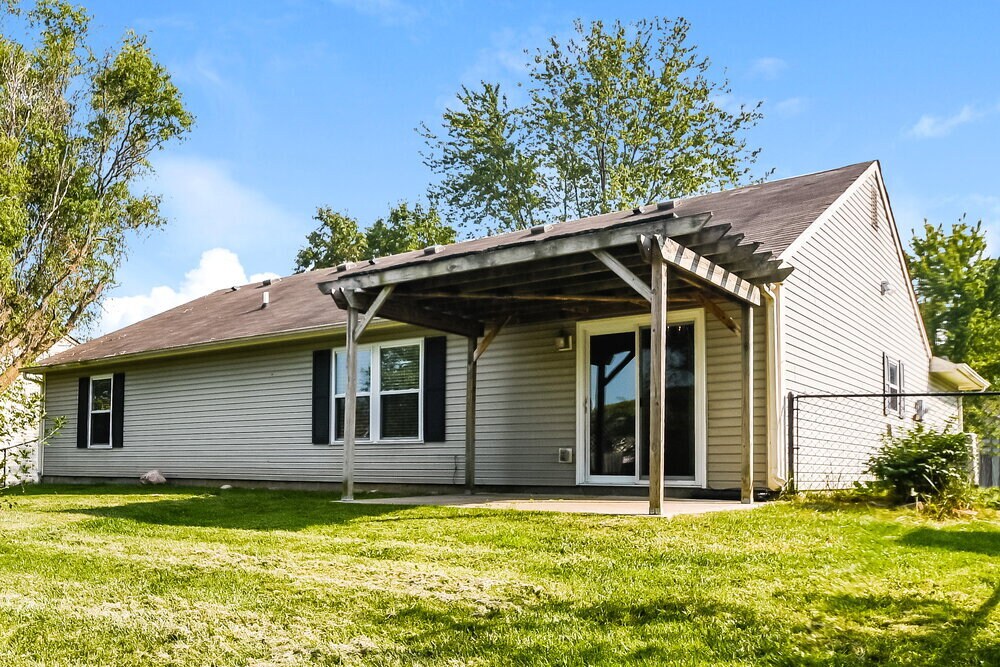 Building Photo - 5508 Pine Hill Dr
