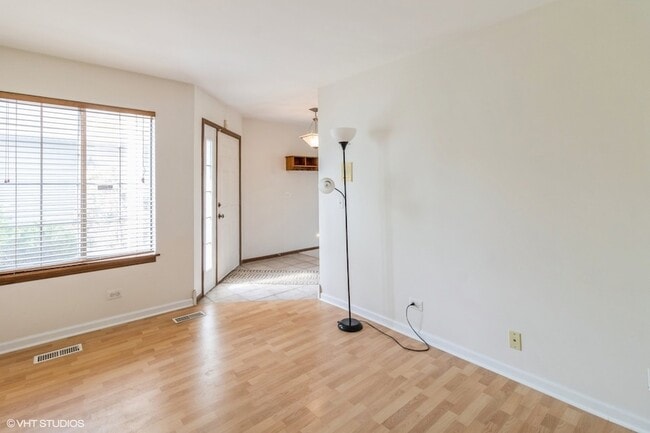 Building Photo - 134 Winchester Dr