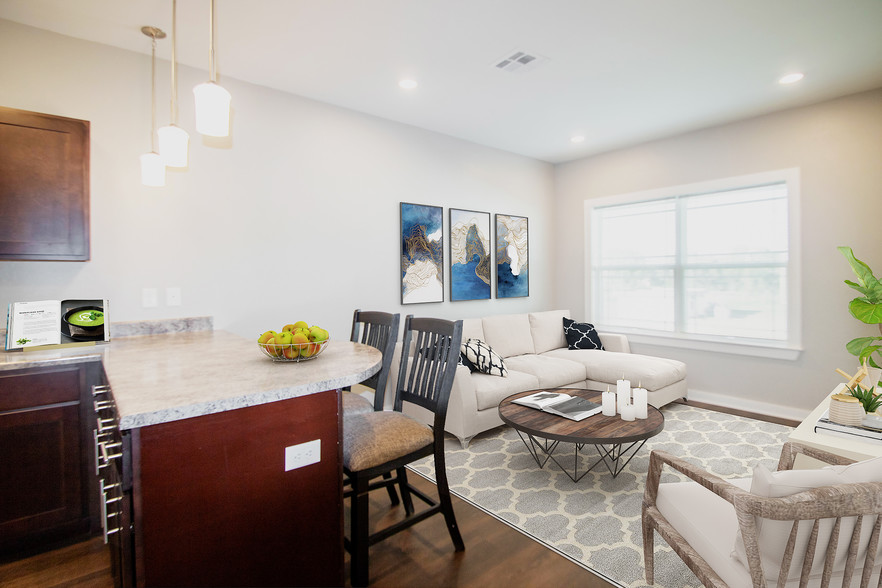 Living Room & Kitchen - RESIDENCE AT WOLFFORTH